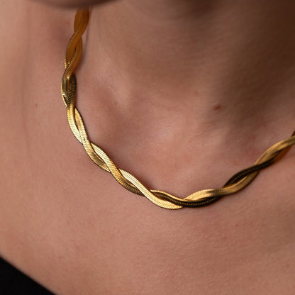 Twist Necklace 18k Gold Plated