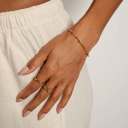 Tablet Link Chain Bracelet - 18k Gold Plated