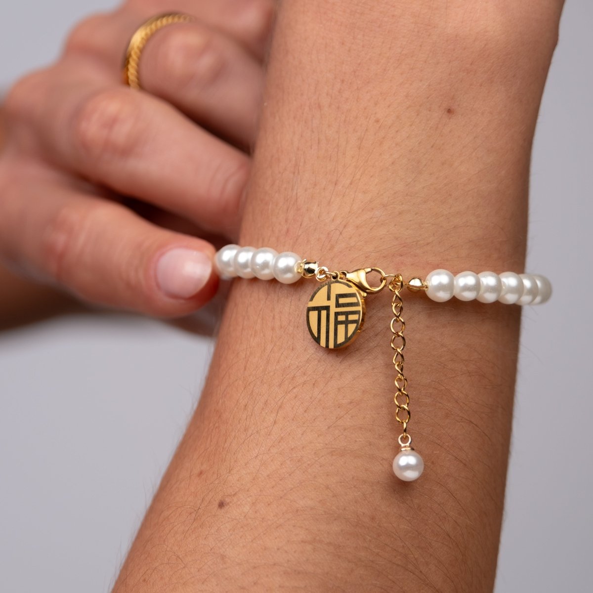 Pearl Charm Bracelet 18k Gold Plated
