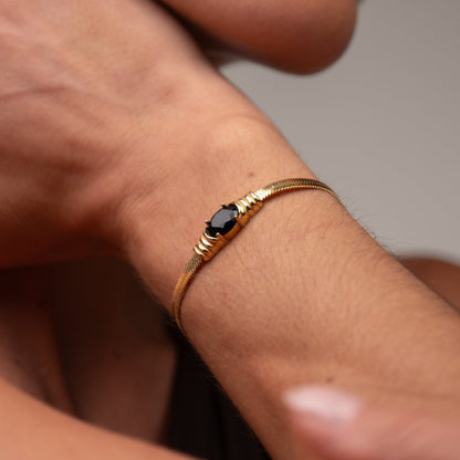 Onyx Stone Mesh Bracelet 18k Gold Plated