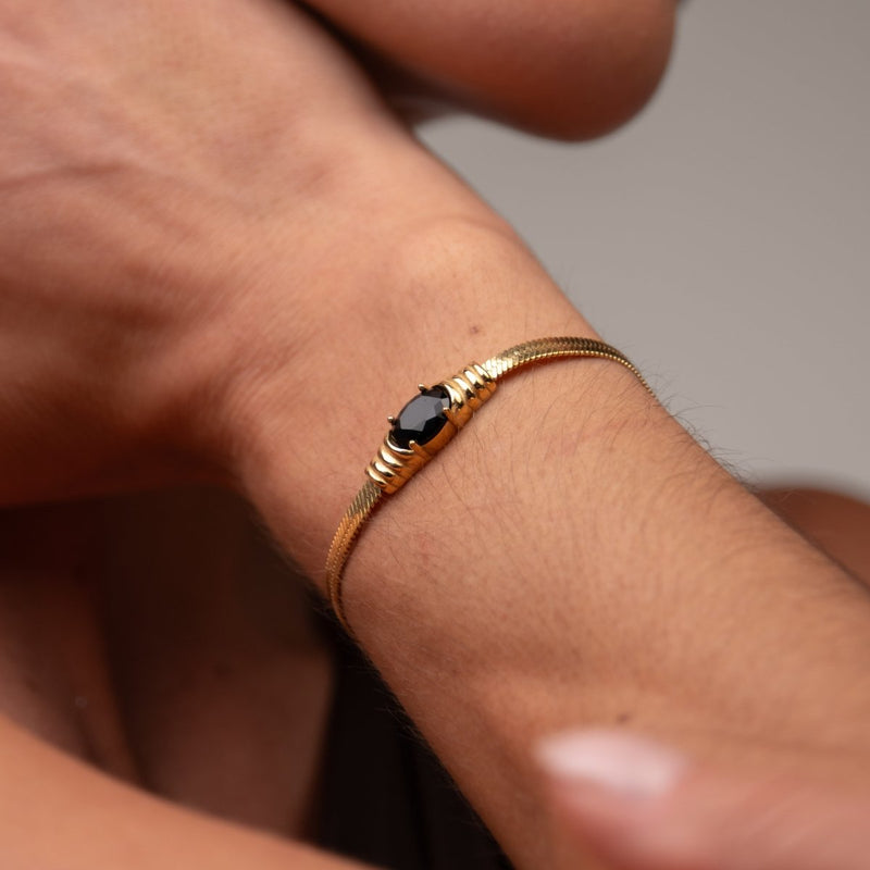 Onyx Stone Mesh Bracelet 18k Gold Plated