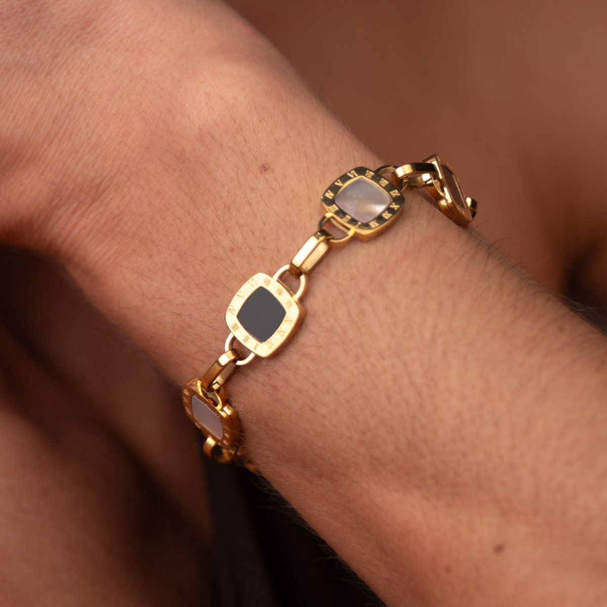 Mono Square Link Bracelet - 18k Gold Plated
