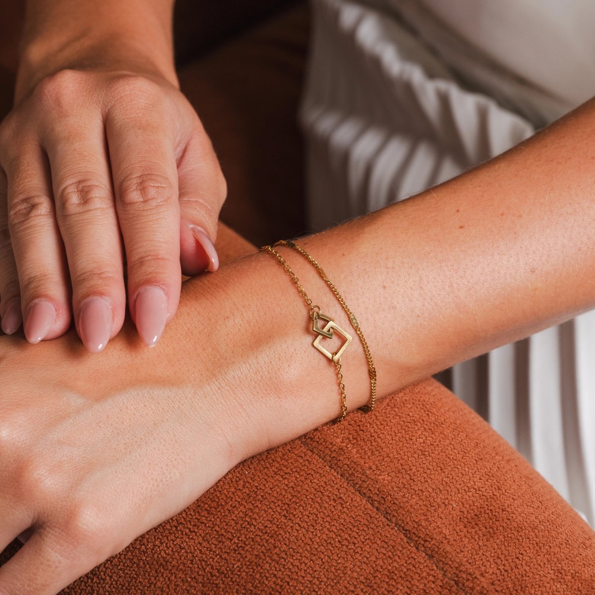 Square Link Pendant Bracelet - 18k Gold Plated