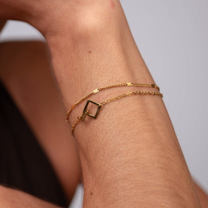 Square Link Pendant Bracelet - 18k Gold Plated