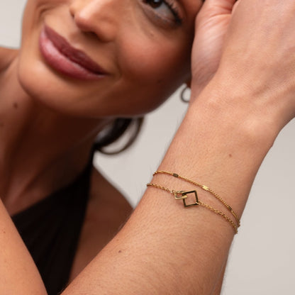 Square Link Pendant Bracelet - 18k Gold Plated