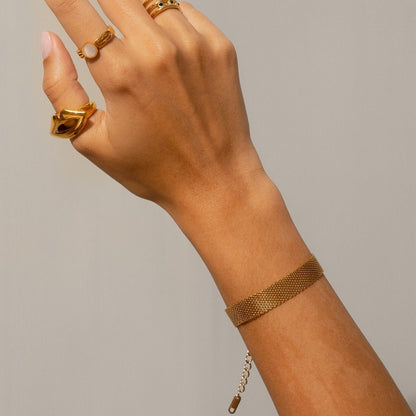 Smooth Weave Bracelet 18k Gold Plated